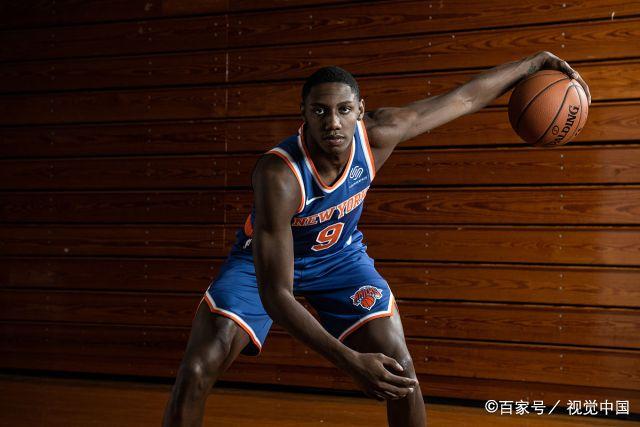 曼城德比中争议进球被承认误判，VAR失误致越位干扰未被识别